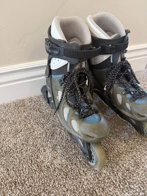 Women's Salomon Roller Blades