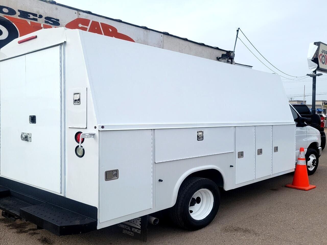 2011 Ford E-Series E-450 SD