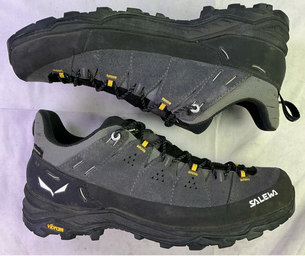 Salewa Men's Mountain Trainer Lite size 9 like new