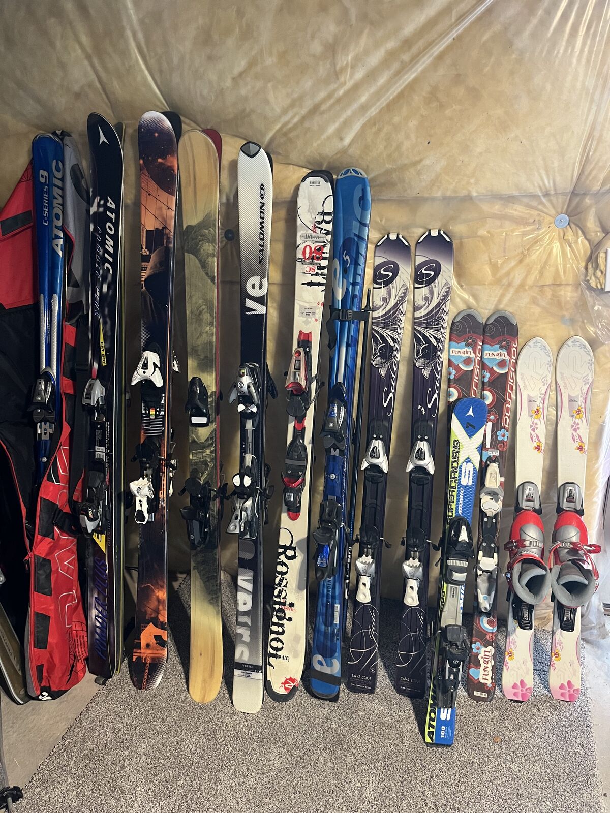 downhill Skis And Boots, Check Pictures