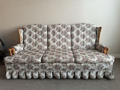 High Quality Couch