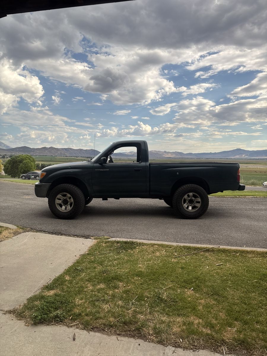 Toyota Tacoma Regular Cab Pickup Truck - Green