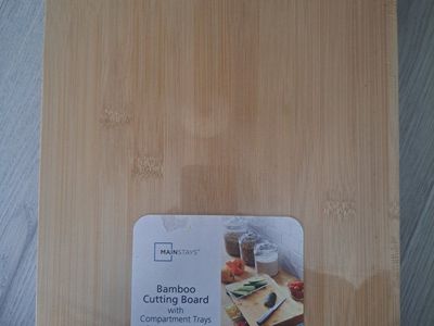Bamboo Cutting Board with 3 Compartment Trays, 10" x 15"