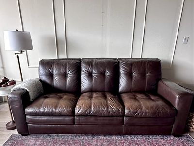 Jason Leather Tufted Sofa – Rich chocolate Color