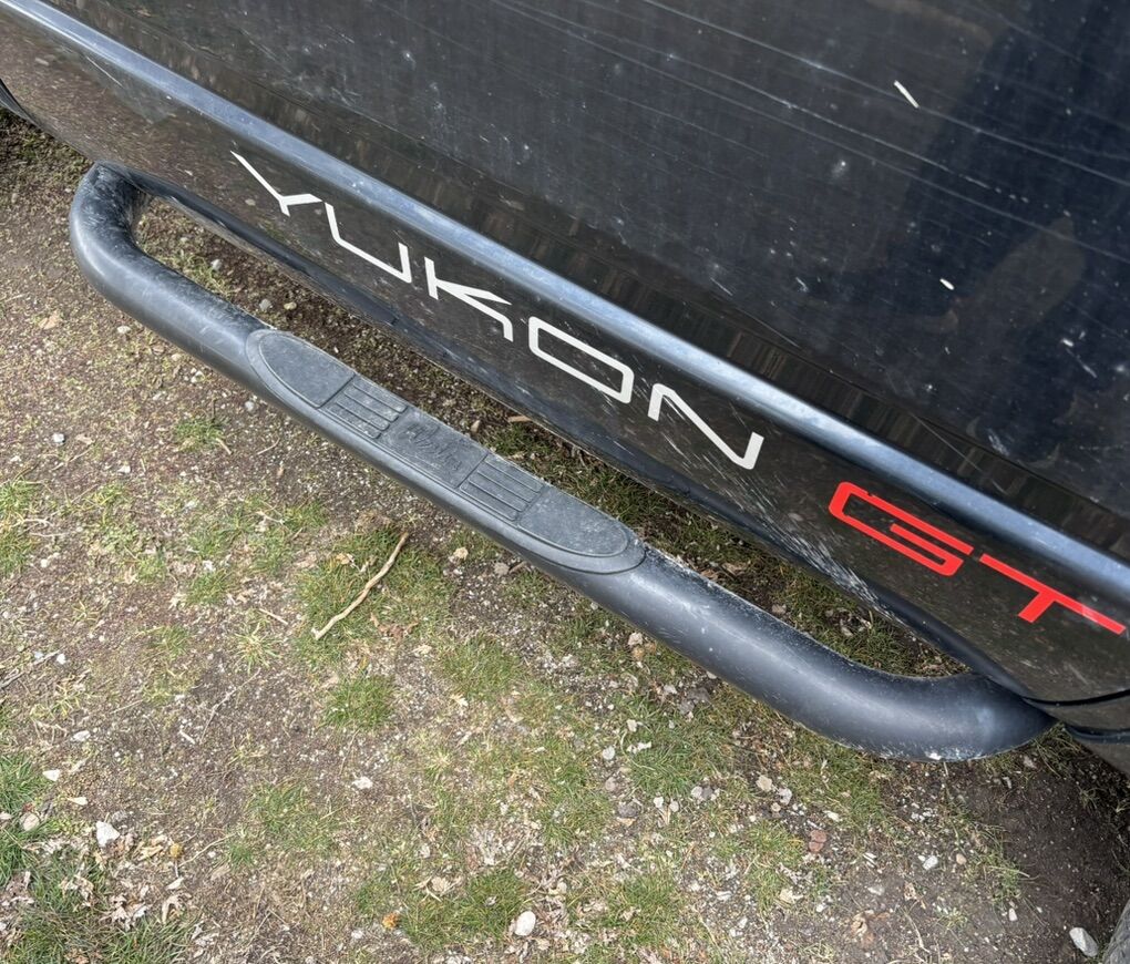 Westin Nerf Bar running Board SIde Strps Chevy GMC
