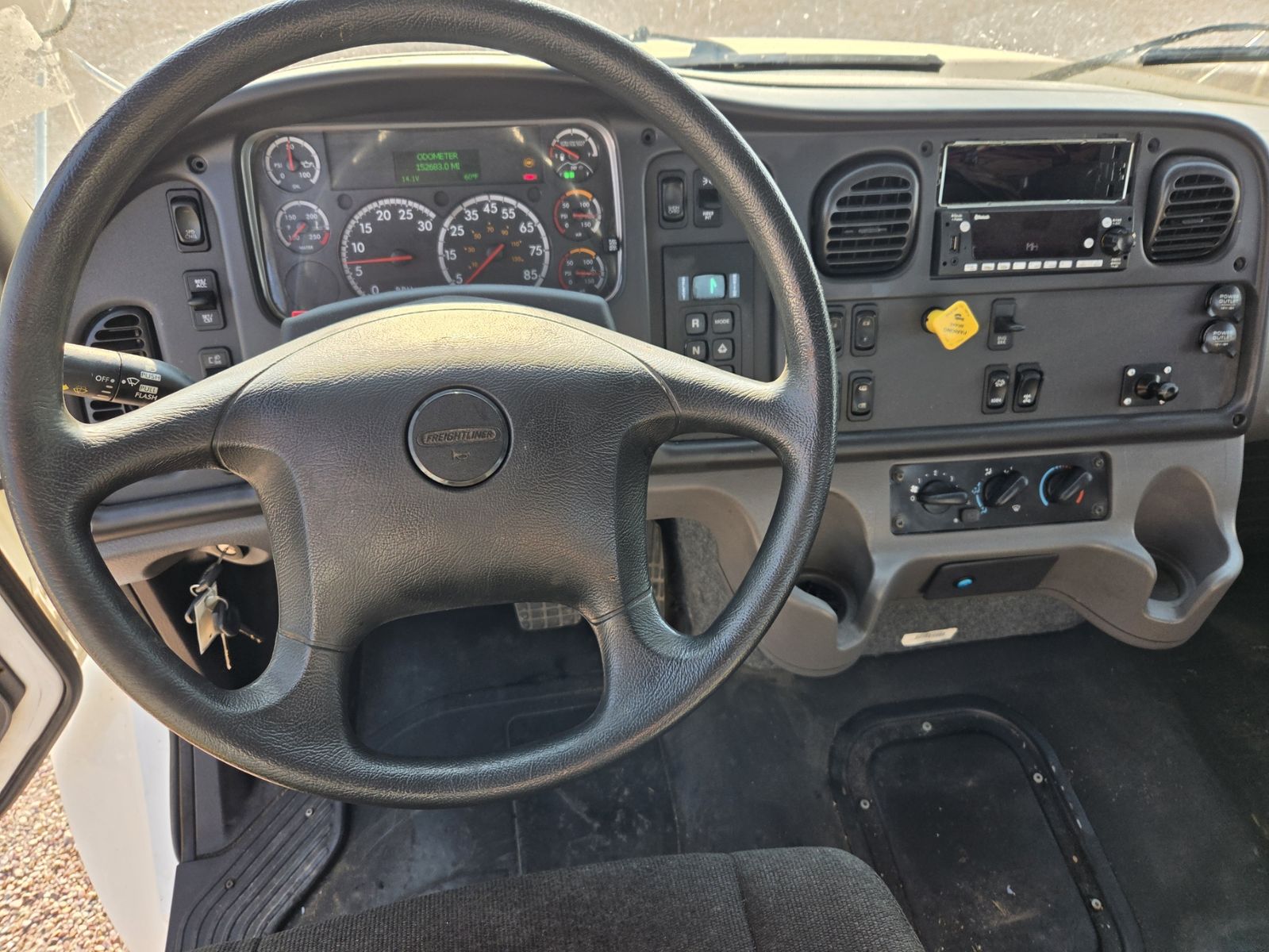 Main image 11
