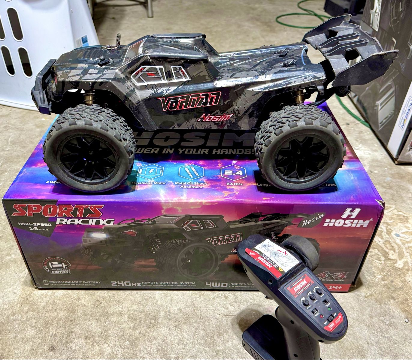 Hosim X-25 small 1:8 Scale 4WD RC Truck with Remote Control and Rechargeable 3S Battery