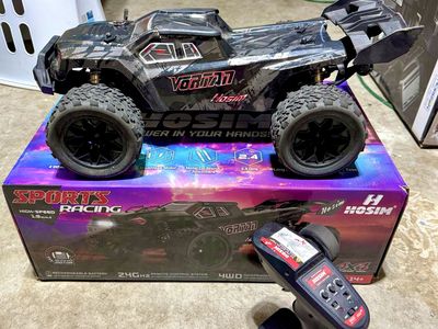 Hosim X-25 small 1:8 Scale 4WD RC Truck with Remote Control and Rechargeable 3S Battery