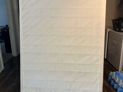 Full size box spring