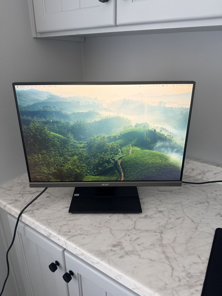 24 Acer Monitor