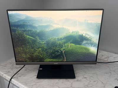 24 Acer Monitor