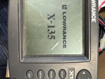 Lowrance X135 Fishfinder