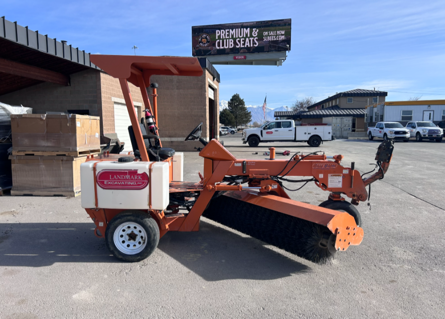 2016 Broce BB250 sidcast broom