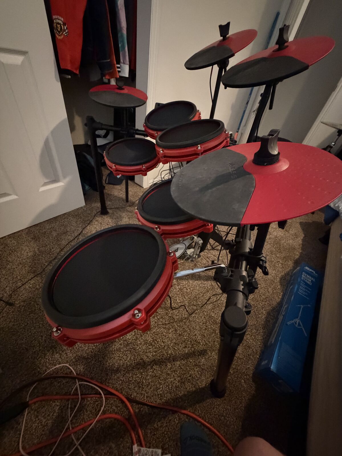 Electronic drum set