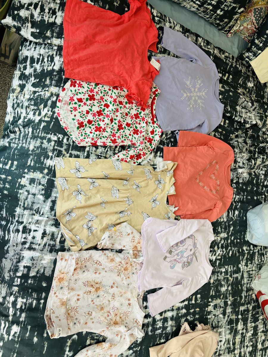 Clothes and shoes - girl 1.5-3 years old - 2 big bags (only some on pictures) - good/great conditions
