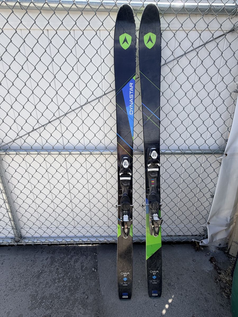 Dynastar Cham 184 (97 underfoot) 2.0 Skis with Look Bindings