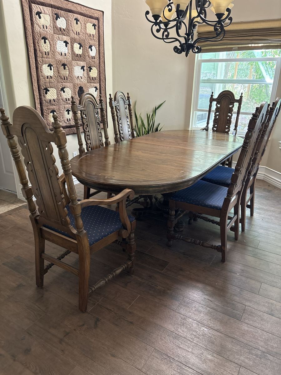 Tudor-style Dining Table & Chairs