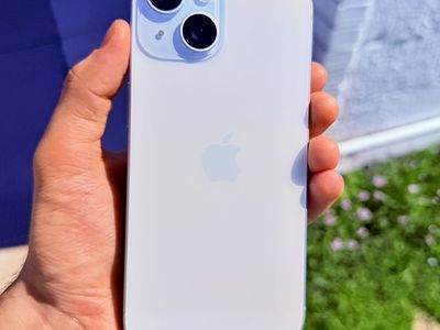 Apple iPhone 15, 128 GB - Unlocked