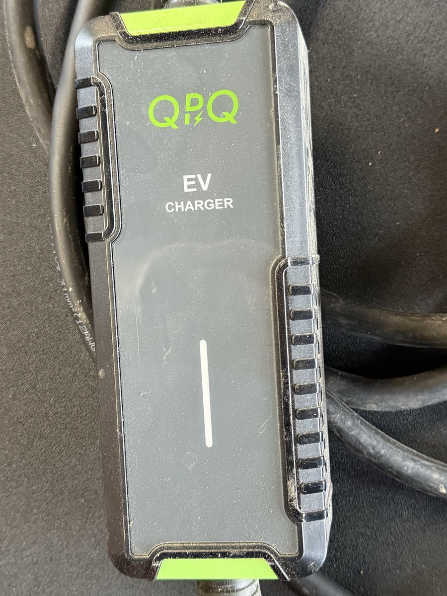 QpQ 16A EV Charger