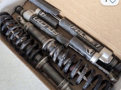 2007-2021 $1,600 NEW 500 OBO TOYOTA TUNDRA FALCÓN 2.25” SPORT SHOCK LEVELING SYSTEM