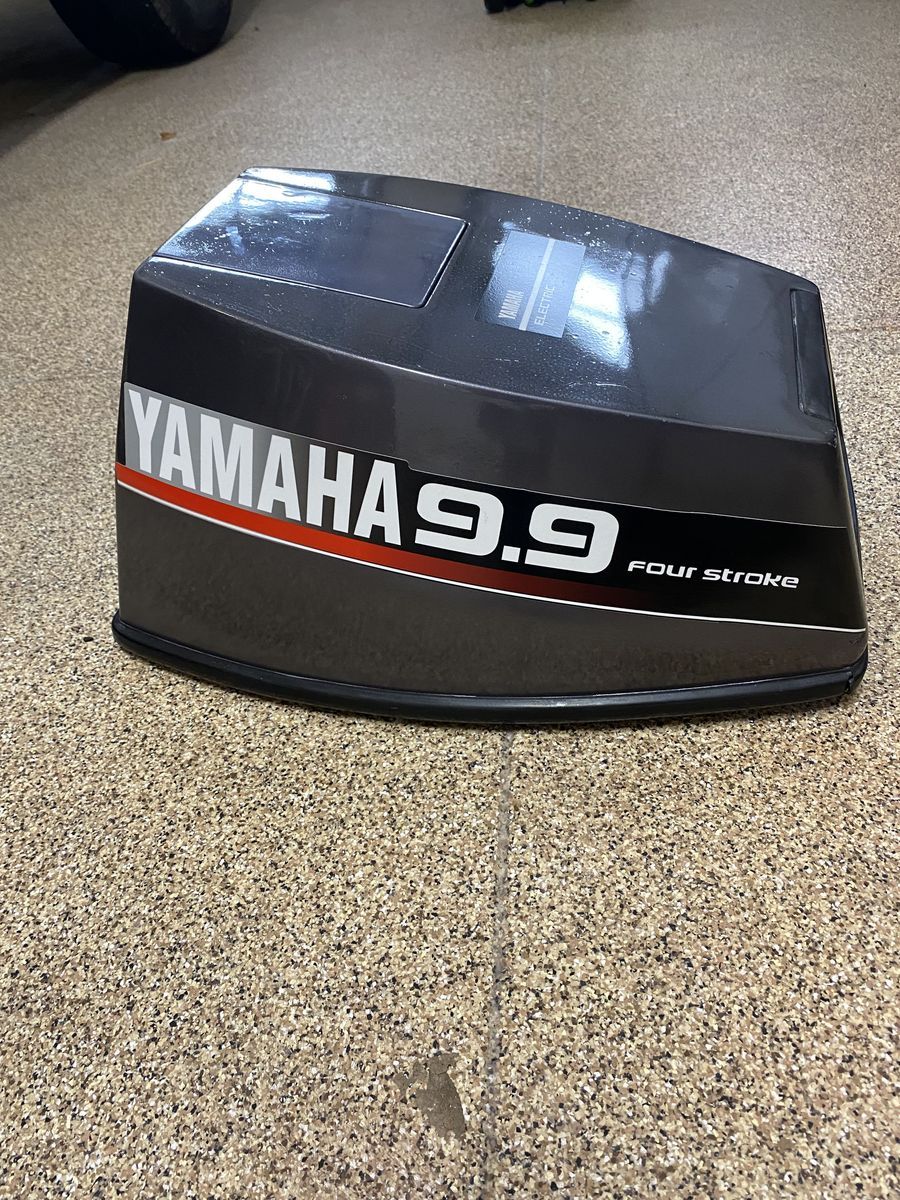 Yahama 9.9 HP Outboard Cowling