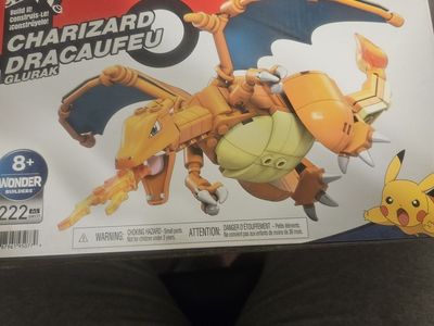 Pokemon Mega Construx Charizard