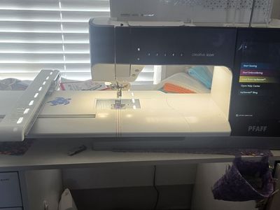 Pfaff Creative Icon embroidery machine