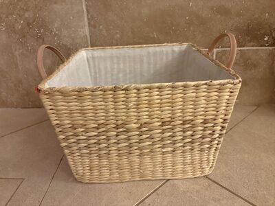 Square Basket W/ 2 Handles & White Liner
