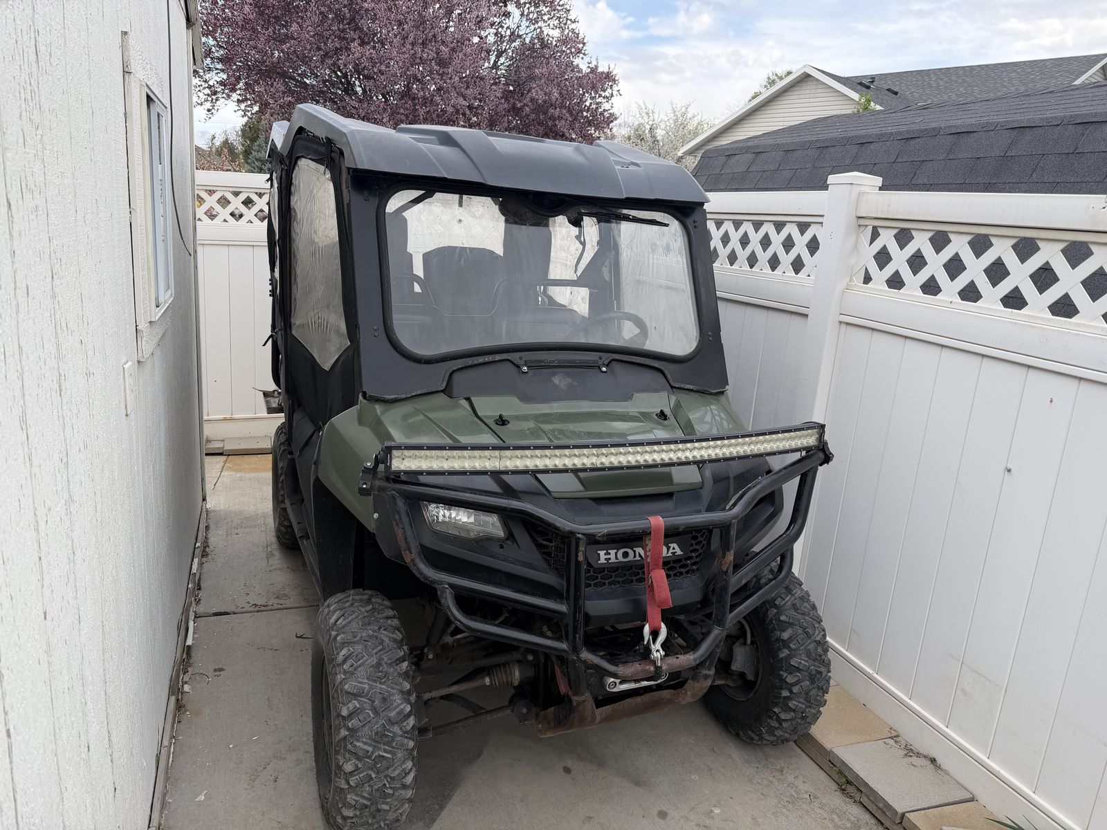 2014 Honda pioneer 700 4