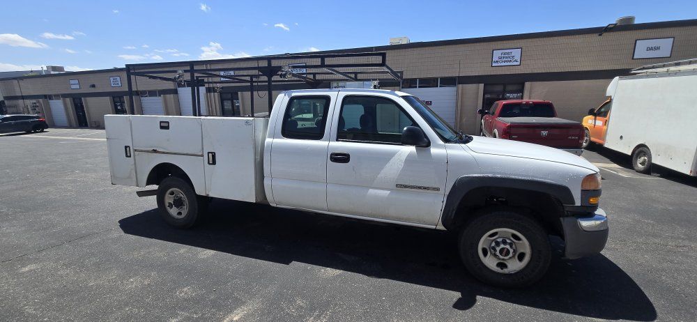2005 GMC 2500 