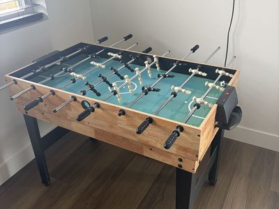 Multi-game Table