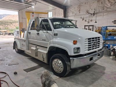 Custom Flatbed Hauler Truck - White Crew Cab Heavy Duty Vehicle