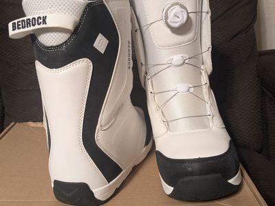 New - Bedrock - Snowboard Boots