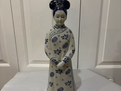 Vintage 16 inch tall Blue and White Ceramic Figurine Asian Woman Statue Collectible Decor