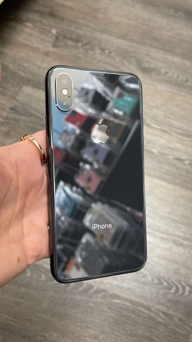 Iphone XS 64gb - Unlocked