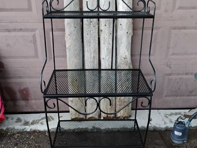 Wrought Iron Plant -Planting Stand Vintage Sturdy