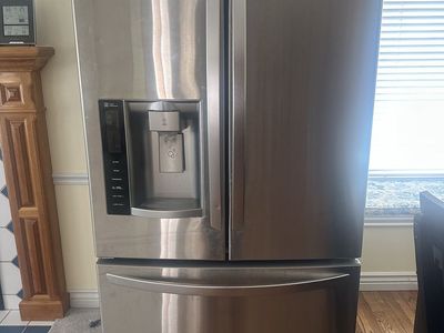 2013 LG Refrigerator Freezer