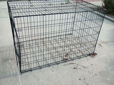 Very Large (XL) dog crate