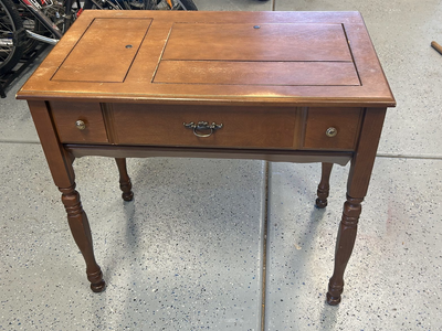 Vintage Singer Sewing Cabinet/Table – Original Singer Hardware – $120 OBO