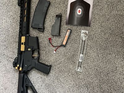 BRAND NEW Lancer Tactical Gen 3 Bundle - Never Fielded! (Indoor & Outdoor Springs + Battery)