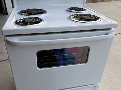 Used Hotpoint Freestanding Electric Range Oven - QUICK SELL $400 OBO