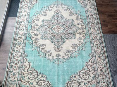Vintage Hand-Knotted Turkish Area Rug - 6’ x 10’