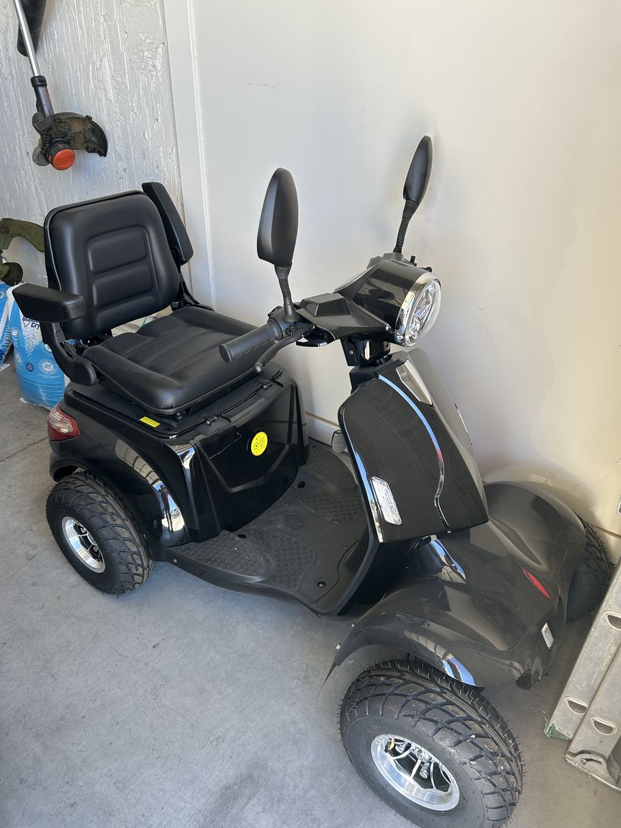 Mobility/Golf cart