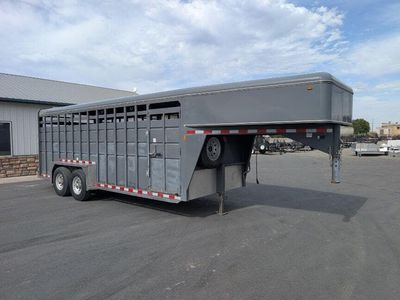 2018 Snake River Maverick 20' Gooseneck Stock Trailer