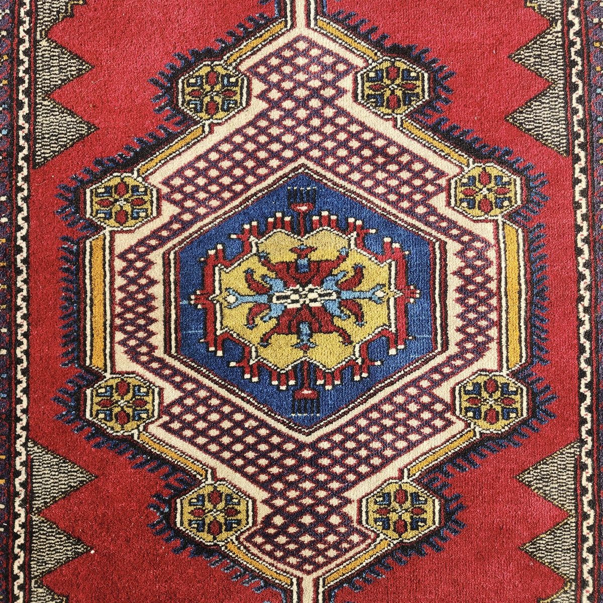 Main image 7