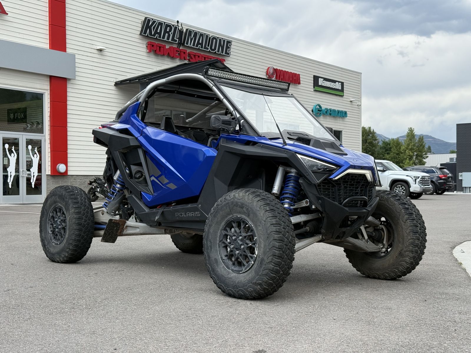 2022 POLARIS RZR Pro R Premium - UP76520