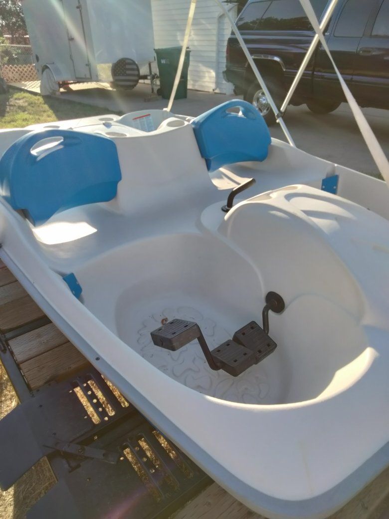 Pedal boat with trailer
