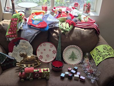 *HUGE Christmas Lot*