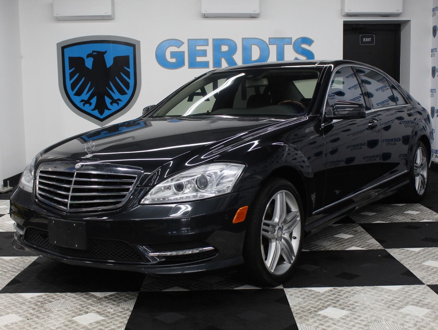 2013 Mercedes-Benz S-Class S 550 4MATIC