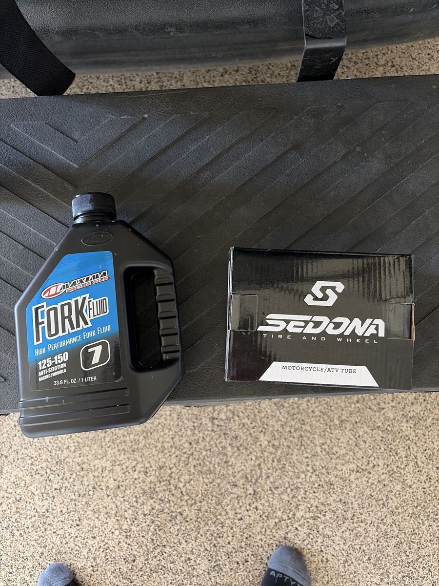 Maxima High Performance Fork Fluid 125-150 Anti-Stiction Racing Formula & Sedona Motorcycle/ATV Tube